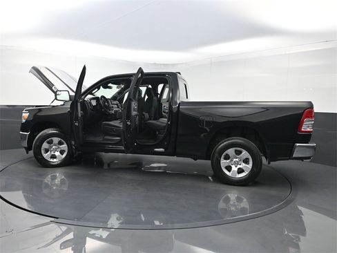 Used 2022 RAM 1500 Big Horn image 34