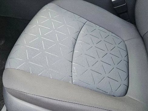 New 2025 Toyota RAV4 XLE image 4