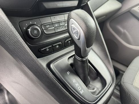 Used 2019 Ford Transit Connect XL FWD image 15