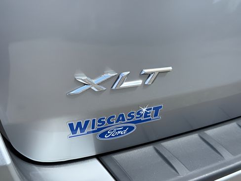 Certified 2022 Ford Explorer XLT w/ Equipment Group 202A AWD/4WD image 23