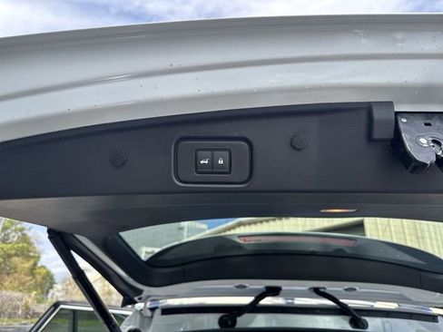 New 2026 Nissan Pathfinder SL AWD/4WD image 14