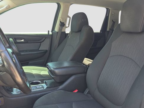 Used 2016 Chevrolet Traverse LT FWD image 7