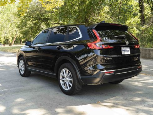 Used 2026 Honda CR-V EX image 7
