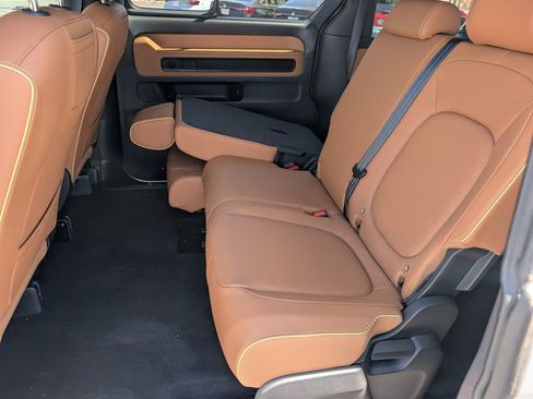 New 2025 Volkswagen ID. Buzz Pro S image 20