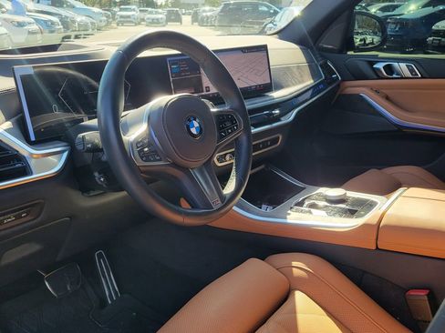 Used 2026 BMW X5 sDrive40i w/ M Sport Package RWD image 9