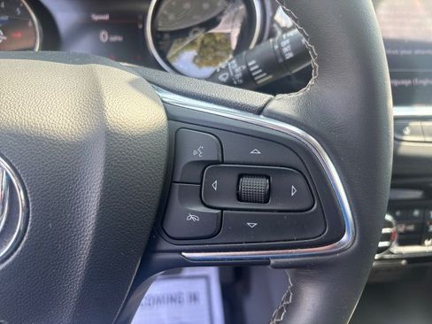 Used 2020 Buick Encore GX Select w/ Sport Touring Package FWD image 19