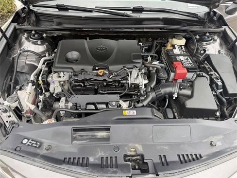 Used 2018 Toyota Camry SE w/ Convenience Package image 26