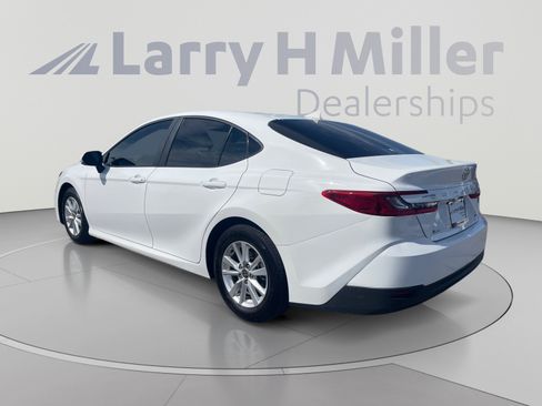 Used 2026 Toyota Camry LE FWD image 3
