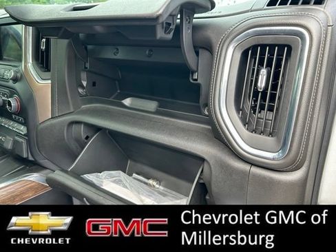 Used 2022 Chevrolet Silverado 3500 High Country w/ Z71 Off-Road Package AWD/4WD image 32
