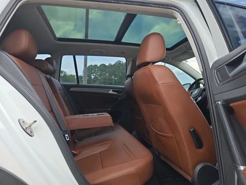 Used 2019 Volkswagen Golf Alltrack SEL AWD/4WD image 42