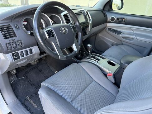 Used 2013 Toyota Tacoma PreRunner RWD image 10