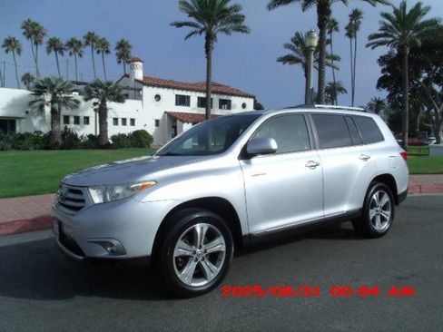 Used 2011 Toyota Highlander Limited image 16
