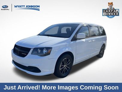 Used 2017 Dodge Grand Caravan SE