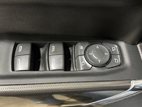 Used 2022 GMC Sierra 1500 AT4 w/ AT4 Premium Package image 16