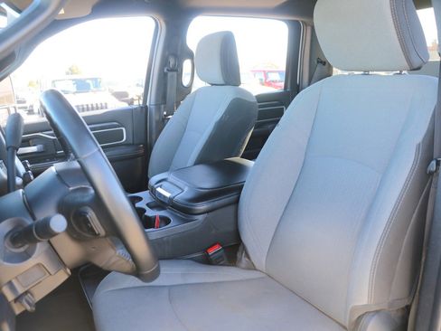 Used 2024 RAM 2500 Big Horn image 12