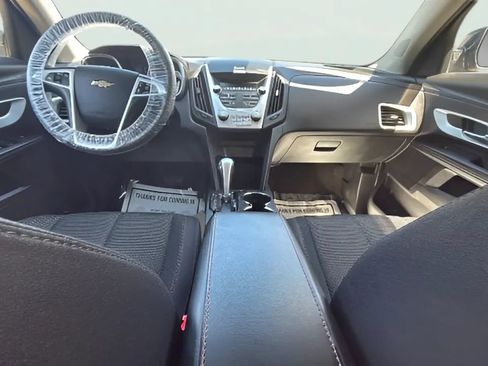 Used 2011 Chevrolet Equinox LT FWD image 8