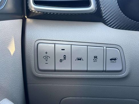 Used 2019 Hyundai Tucson Sport image 22