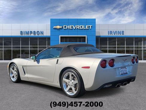Used 2006 Chevrolet Corvette Base w/ Preferred Equipment Group image 6