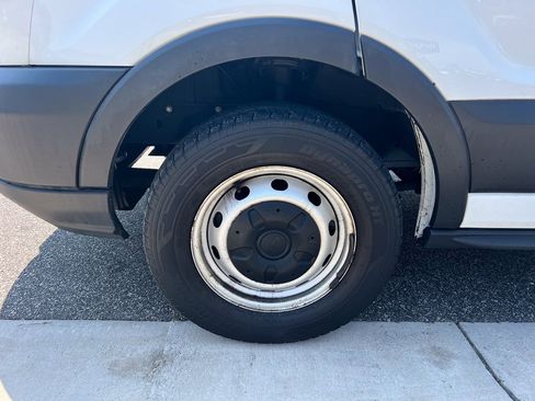 Used 2019 Ford Transit 250 130 Medium Roof image 30