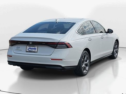 Used 2023 Honda Accord EX image 9