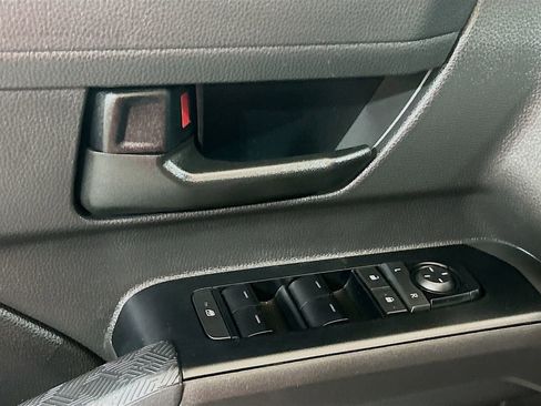 Used 2025 Toyota Tacoma SR5 image 15