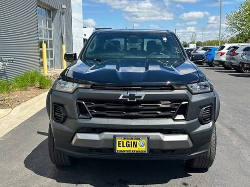 Used 2024 Chevrolet Colorado Trail Boss w/ Advanced Trailering Package AWD/4WD image 2