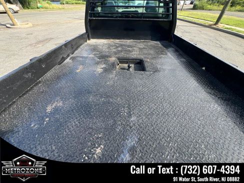 Used 2011 Ford F250 XL w/ Snow Plow Prep Pkg AWD/4WD image 27