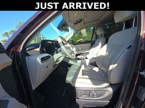 Used 2023 Hyundai Palisade Limited image 13