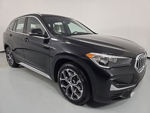 Used 2021 BMW X1 xDrive28i w/ Convenience Package image 7