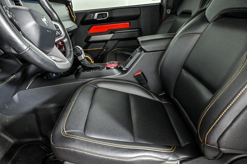 Used 2024 Ford Bronco Badlands AWD/4WD image 15