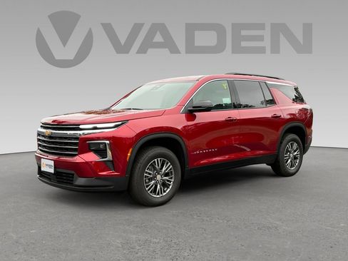 New 2025 Chevrolet Traverse LT w/ LPO, Floor Liner Package image 24