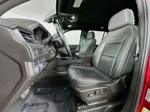 Used 2021 GMC Yukon Denali image 22