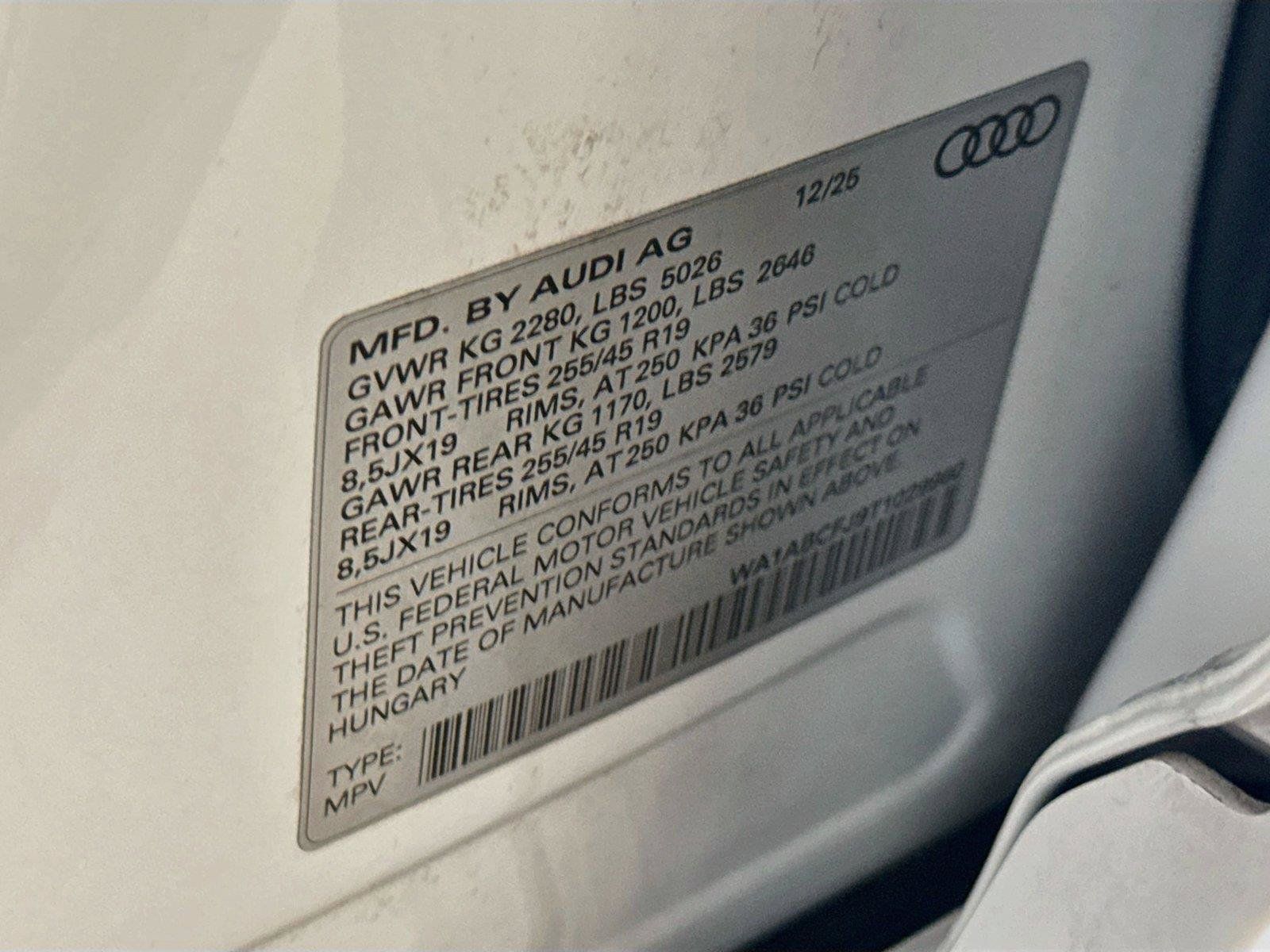 Certified 2026 Audi Q3 quattro 2.0T AWD/4WD image 33