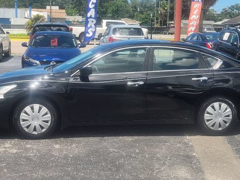 Used 2015 Nissan Altima 2.5 S FWD image 3