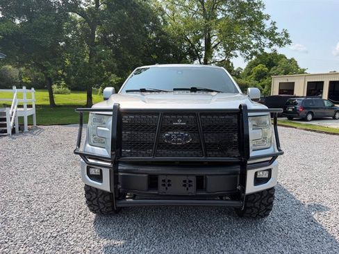 Used 2015 Ford F150 Lariat w/ Equipment Group 502A Luxury AWD/4WD image 11
