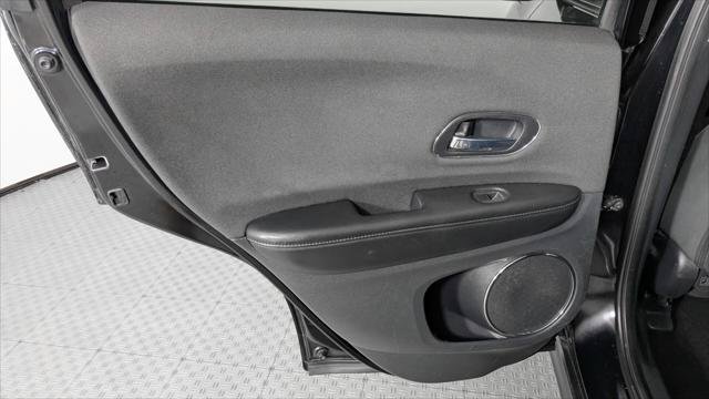 Used 2021 Honda HR-V EX image 16