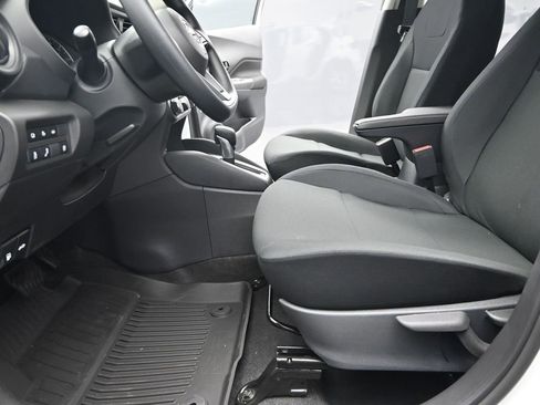 Certified 2025 Nissan Kicks Play S FWD image 16