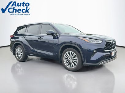 Used 2023 Toyota Highlander Platinum