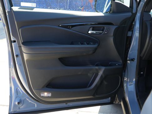 New 2026 Honda Ridgeline Black Edition image 13