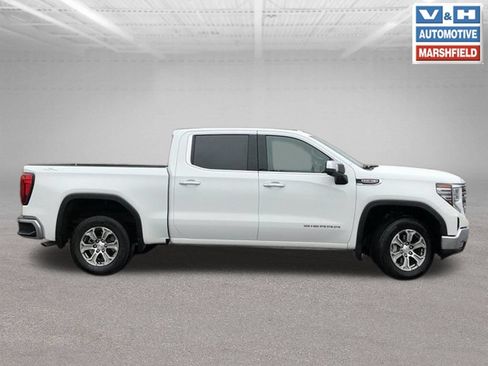 Used 2025 GMC Sierra 1500 SLT AWD/4WD image 22