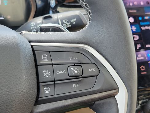 Used 2022 Jeep Grand Cherokee Limited 4xe AWD/4WD image 13