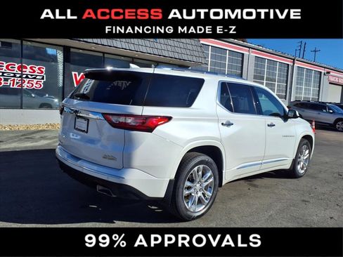Used 2018 Chevrolet Traverse High Country image 2