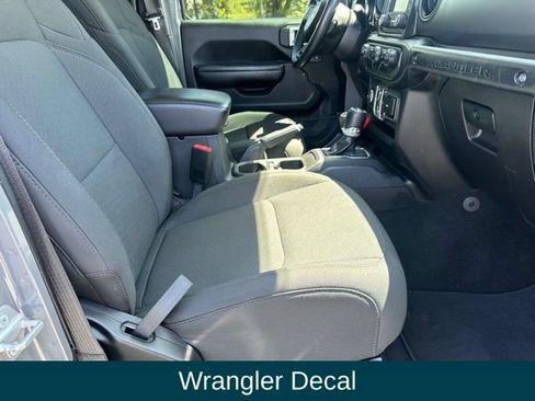 Used 2021 Jeep Wrangler Unlimited Sport AWD/4WD image 16