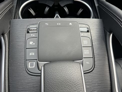 Certified 2025 Mercedes-Benz GLE 450e 4MATIC image 32