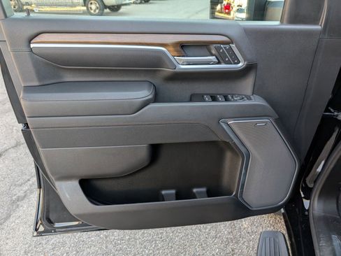 New 2026 Chevrolet Silverado 2500 High Country w/ Technology Package AWD/4WD image 7