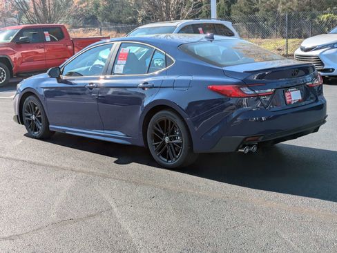 New 2026 Toyota Camry SE FWD image 6
