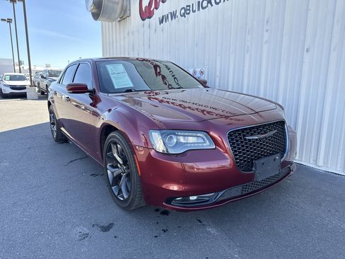 Used 2021 Chrysler 300 S image 28