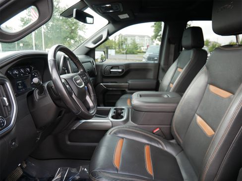 Used 2022 GMC Sierra 1500 AT4 w/ AT4 Preferred Package image 8