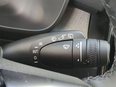 New 2026 Volvo XC40 B5 Plus w/ Protection Package Premier image 24