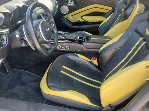 Used 2019 Aston Martin V8 Vantage Coupe RWD image 5
